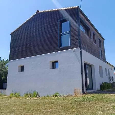 Magnifique Villa-vue De L'etage-terrain 800m² - La Cle Chaumoise ヴィラ *